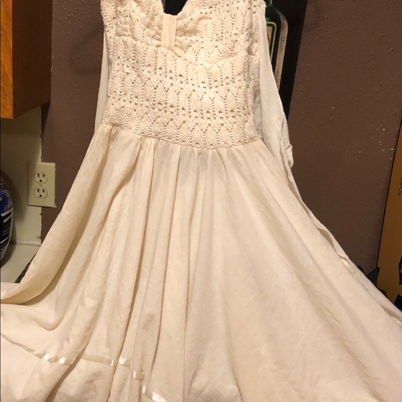 Halter Dress - Picture 3 of 3